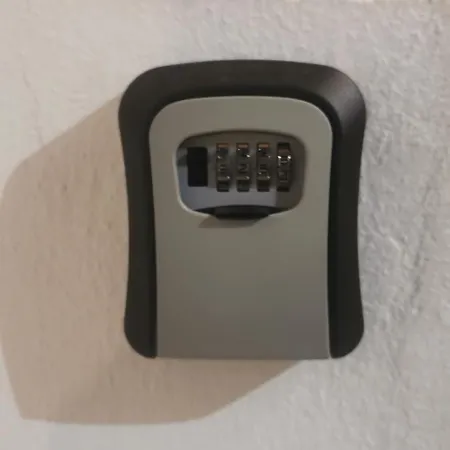 شقة غرفتين بمدخل مستقل ومواقف مظلله دحول ذاتي قريبه من الحرم النبوي حي راقي Medina Exterior photo